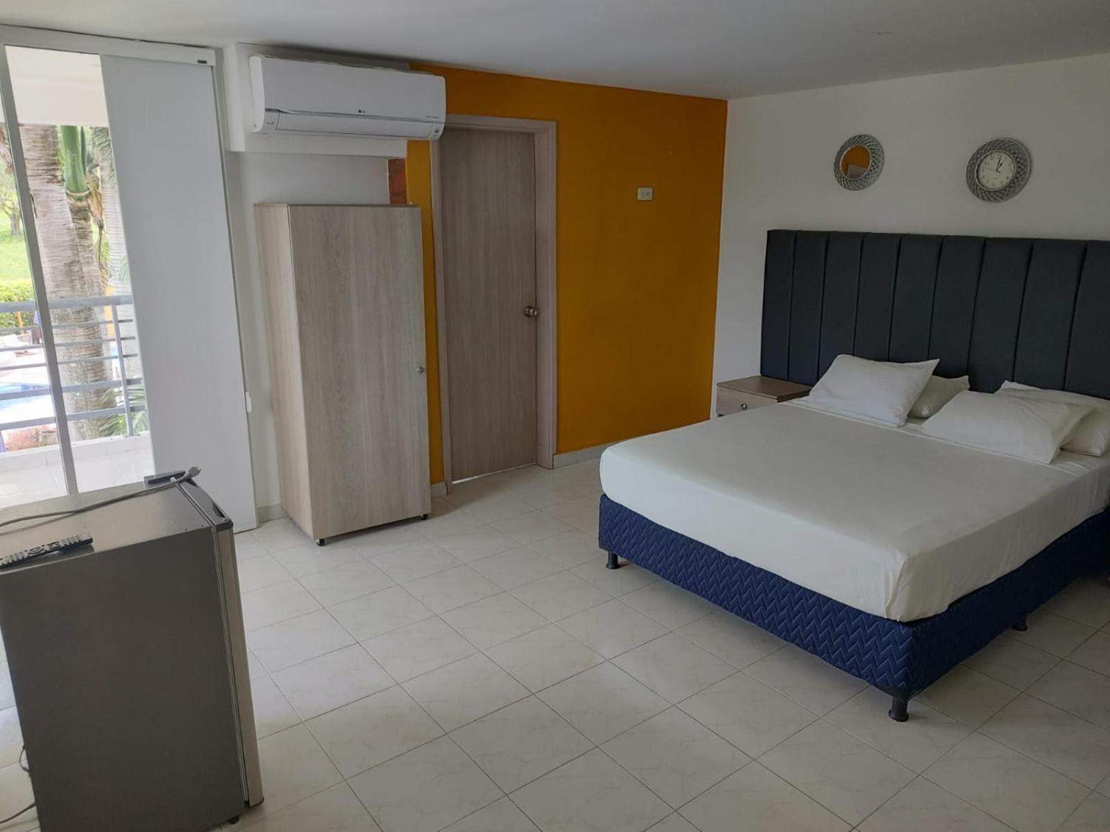 Hotel Villa Zaragoza ภายนอก รูปภาพ